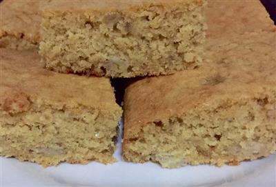 Improved low-fat, low-sugar banana cake