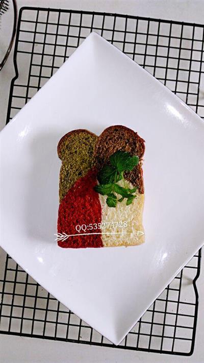 Cuatro color toast