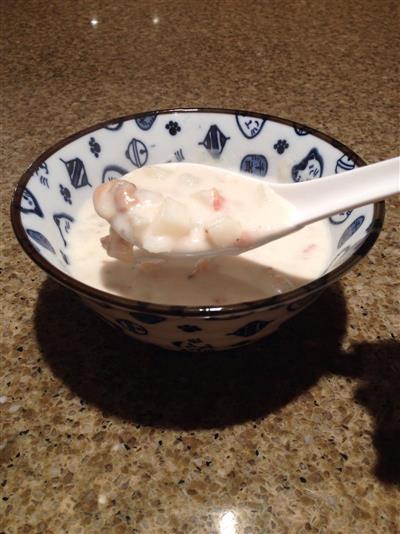 Creamy oyster soup